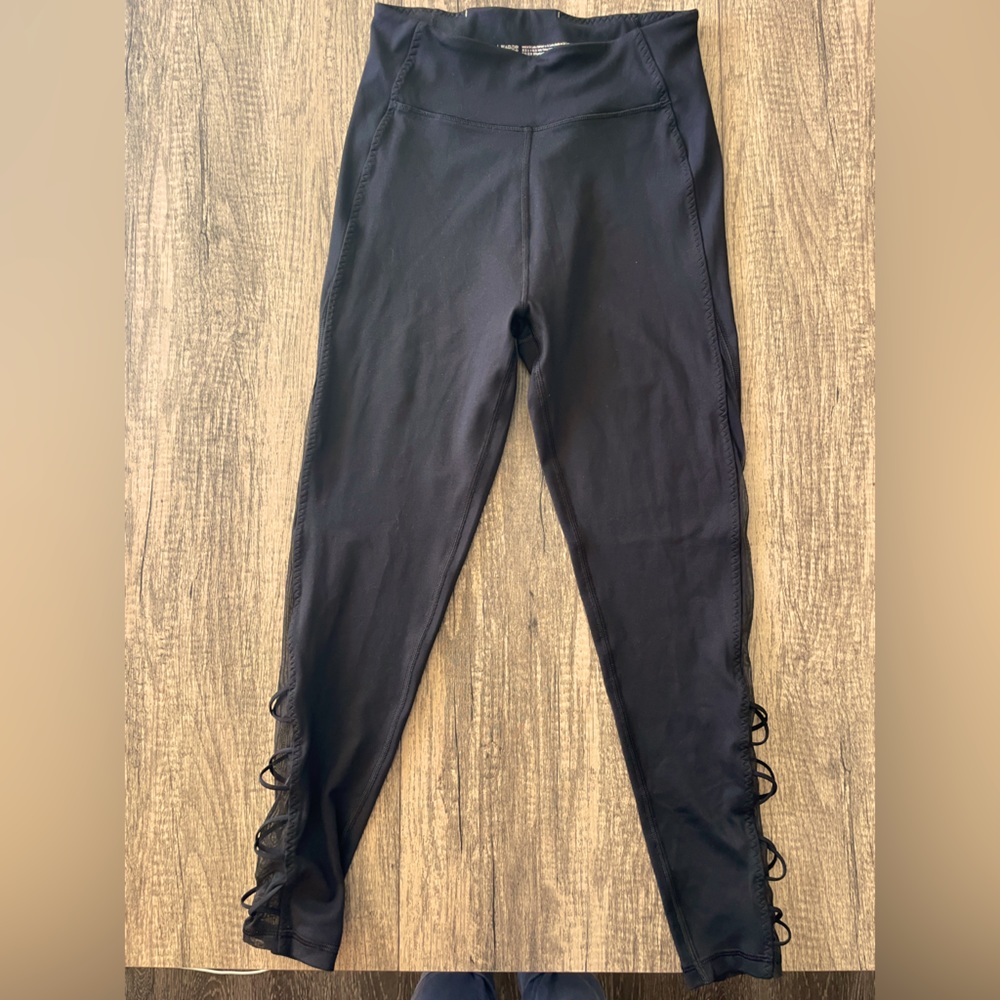 Victoria secret leggings size 6